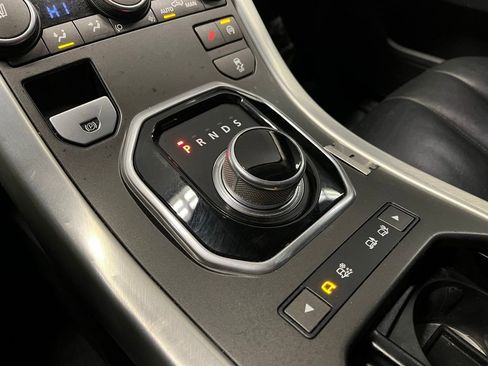 Used 2015 Land Rover Range Rover Evoque Pure Plus image 11