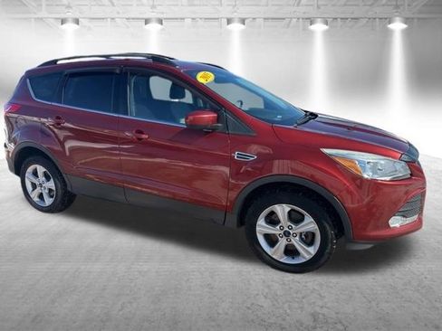 Used 2015 Ford Escape SE w/ Equipment Group 201A image 12