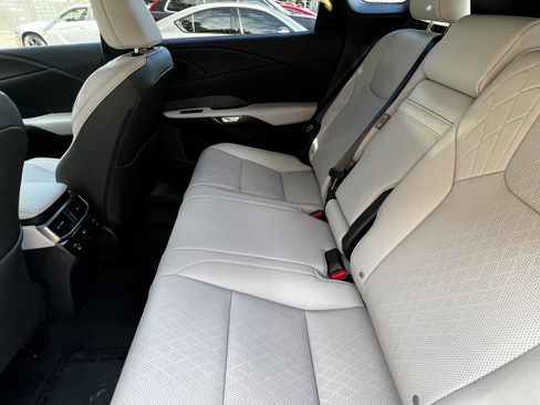 Certified 2025 Lexus RX 350 Premium Plus image 30