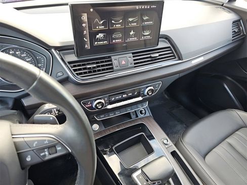 Used 2022 Audi Q5 2.0T Premium image 32