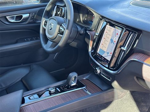 Used 2024 Volvo S60 B5 Ultimate w/ Climate Package image 8