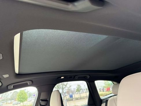 New 2026 Volvo XC60 B5 Plus w/ Climate Package image 22