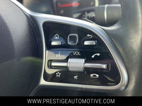 Used 2019 Mercedes-Benz C 300 4MATIC Sedan image 32