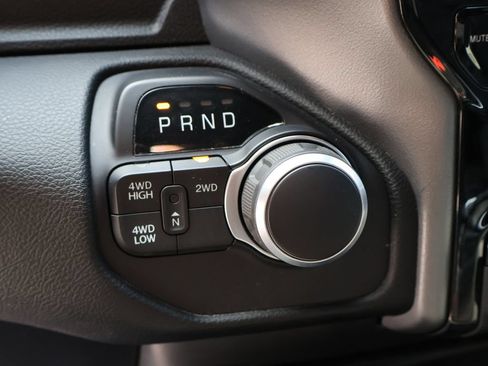 Used 2024 RAM 2500 Big Horn w/ Night Edition AWD/4WD image 29