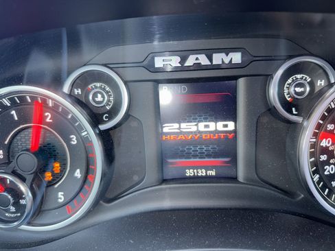 Used 2021 RAM 2500 Big Horn w/ Night Edition image 4