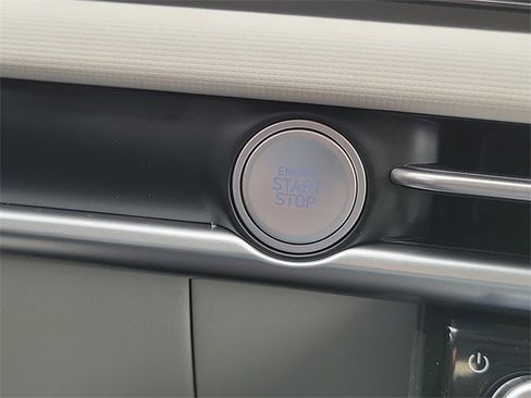 New 2026 Hyundai Tucson SEL image 8