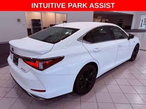 Used 2024 Lexus ES 350 F Sport image 7