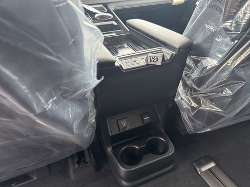 New 2026 Toyota Sienna XSE image 32