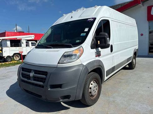 Used 2017 RAM ProMaster 2500 FWD image 5