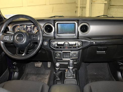 Certified 2023 Jeep Wrangler Sport AWD/4WD image 9