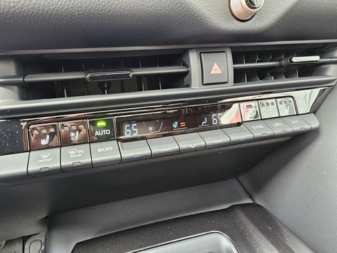 New 2026 Toyota Crown Signia AWD/4WD image 19