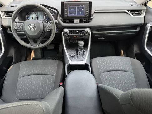 Used 2022 Toyota RAV4 XLE w/ Convenience Package AWD/4WD image 12