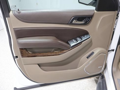 Used 2016 Chevrolet Suburban LT AWD/4WD image 12