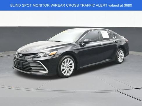 Used 2023 Toyota Camry LE w/ Convenience Package FWD image 3