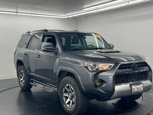 Used 2021 Toyota 4Runner TRD Off-Road Premium w/ Moonroof Package AWD/4WD image 3