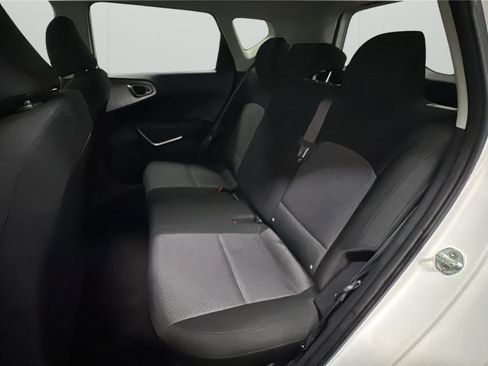 Used 2022 Kia Soul LX FWD image 11