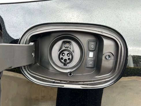 Used 2026 Porsche Cayenne E-Hybrid AWD/4WD image 42