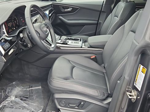 Certified 2025 Audi Q8 Premium Plus w/ Premium Plus Package image 11