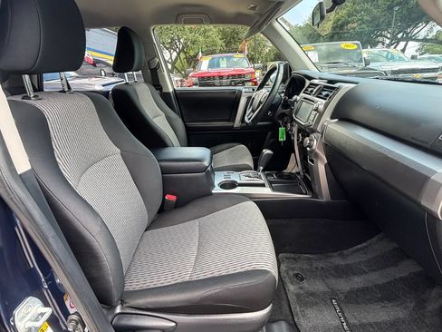 Used 2016 Toyota 4Runner SR5 RWD image 19