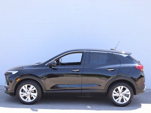 Used 2024 Buick Encore GX Preferred w/ Comfort Package FWD image 7