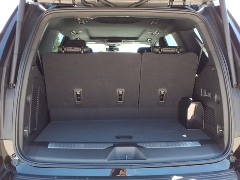 New 2026 Chevrolet Tahoe Z71 w/ Comfort Package AWD/4WD image 7