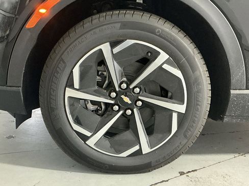 New 2026 Chevrolet Equinox EV LT image 20