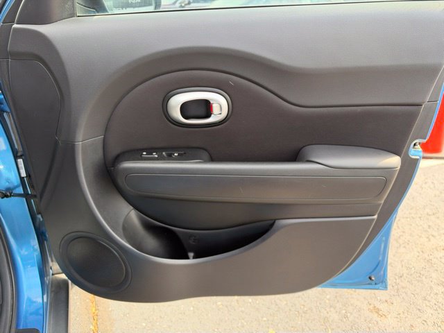 Used 2016 Kia Soul + w/ Designer's Package FWD image 26