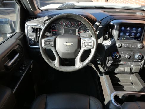 Used 2023 Chevrolet Silverado 2500 LTZ w/ LTZ Convenience Package image 12