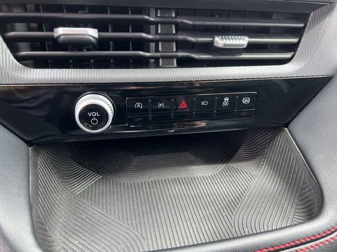 Certified 2025 Ford Explorer ST-Line AWD/4WD image 20