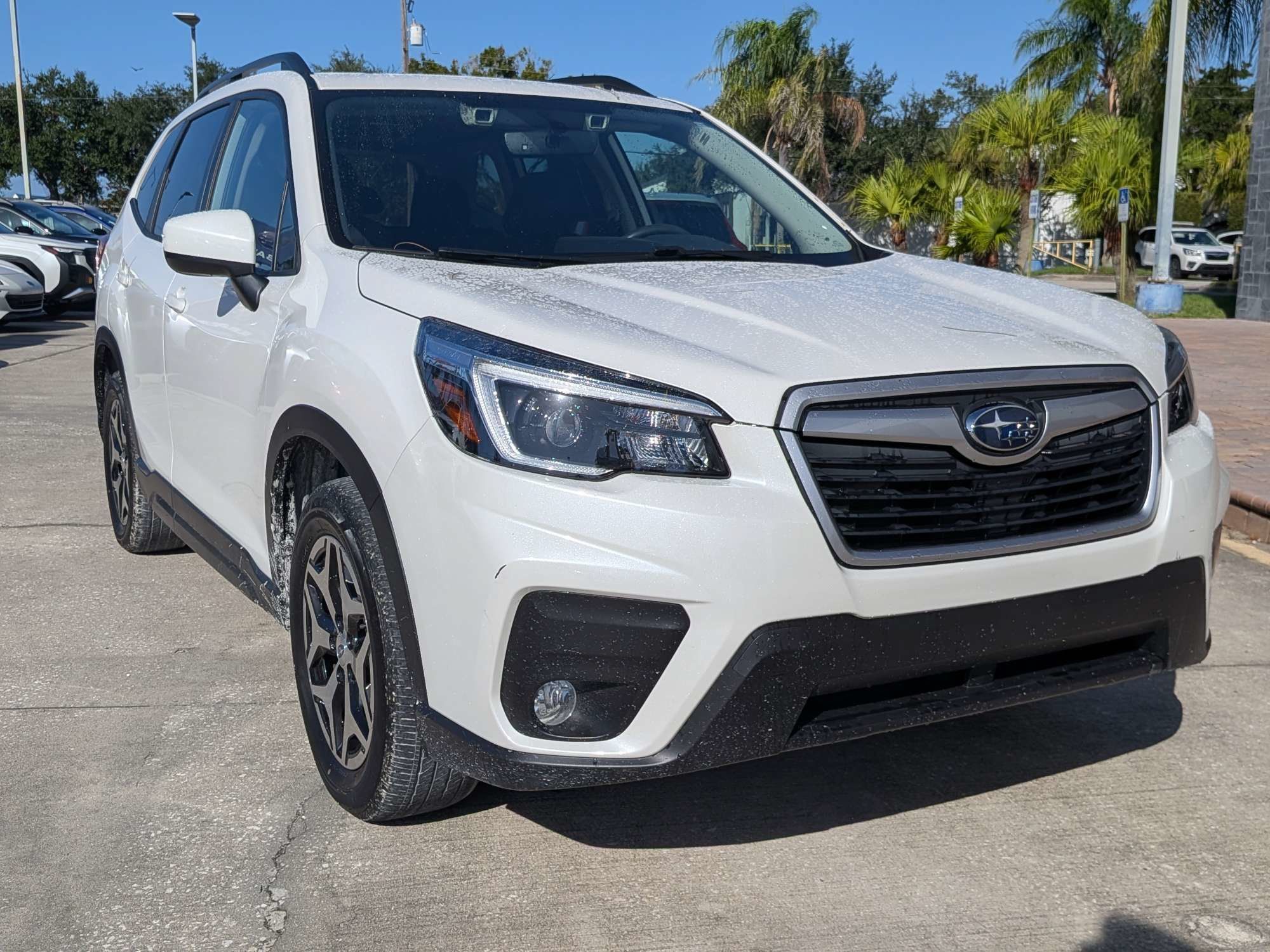 Used 2021 Subaru Forester Premium AWD/4WD image 2