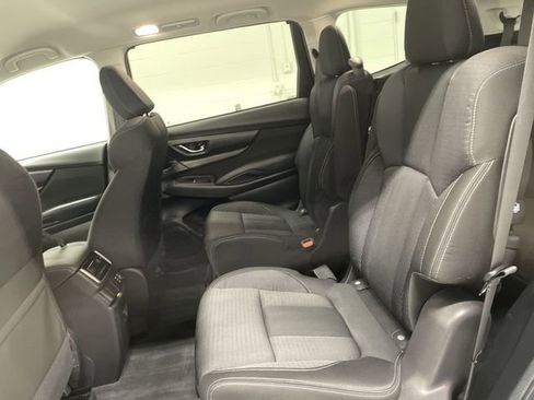 Used 2025 Subaru Ascent Premium image 18