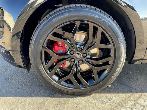 Used 2023 Land Rover Range Rover Evoque R-Dynamic S image 8