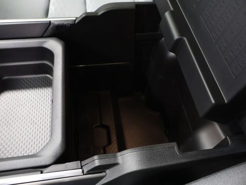 New 2026 RAM 1500 4x4 Crew Cab image 25