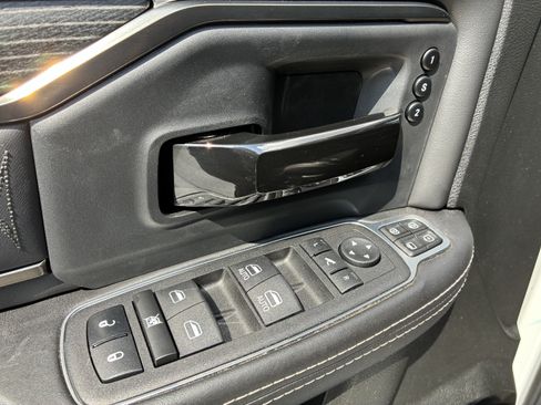 Used 2023 RAM 2500 Limited w/ Night Edition AWD/4WD image 27