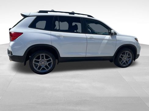 Used 2023 Honda Passport EX-L image 9