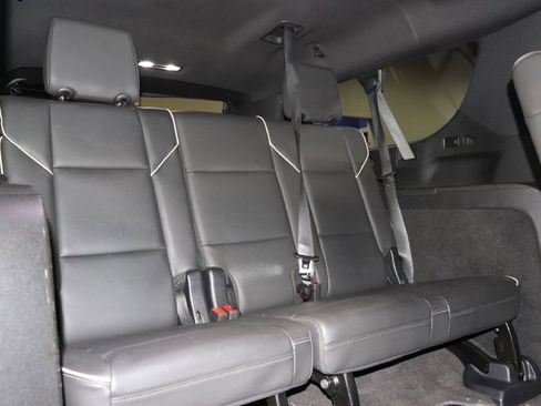 Used 2022 Cadillac Escalade ESV Premium Luxury w/ Performance Package image 30