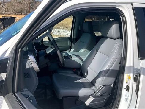New 2026 Ford F350 XL w/ XL Chrome Package RWD image 9