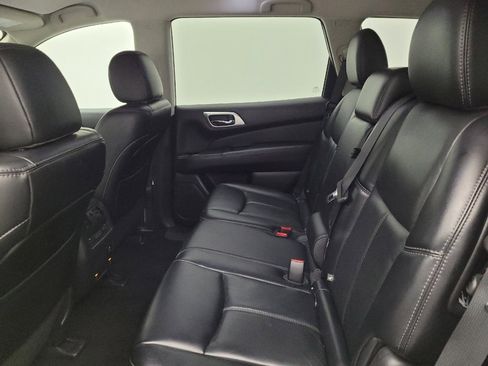 Used 2017 Nissan Pathfinder SL w/ SL Tech Package image 18