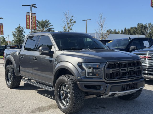 Used 2017 Ford F150 Raptor w/ Equipment Group 802A Luxury AWD/4WD image 2