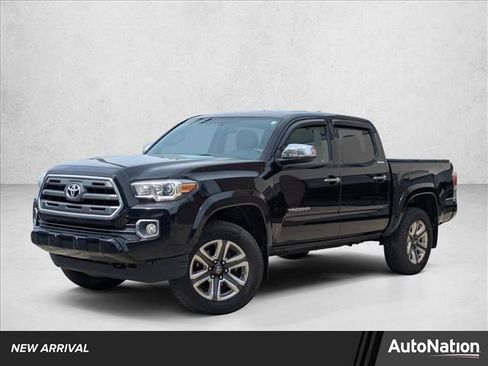Used 2017 Toyota Tacoma Limited w/ Tow Package image 1