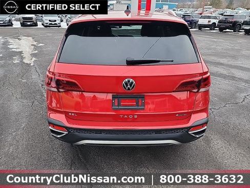 Used 2022 Volkswagen Taos SEL image 7