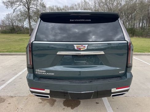 New 2026 Cadillac Escalade Luxury w/ Touring Package RWD image 5