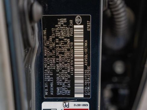 Used 2012 Toyota Camry LE image 28