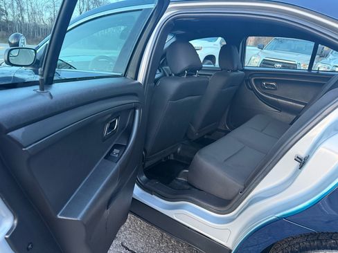 Used 2017 Ford Taurus Police Interceptor AWD image 18