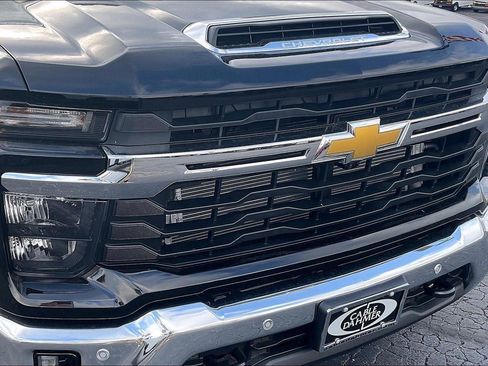 New 2026 Chevrolet Silverado 3500 LT w/ All Star Edition AWD/4WD image 32
