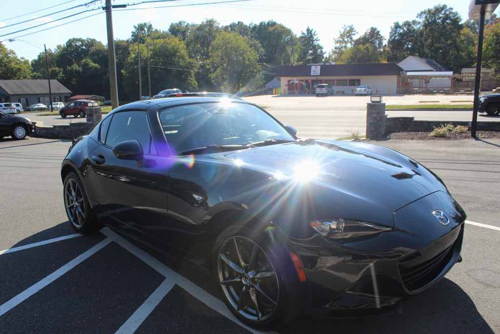 Used 2020 MAZDA MX-5 Miata RF Grand Touring RWD image 3