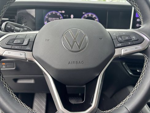 Used 2026 Volkswagen Tiguan SE AWD/4WD image 29