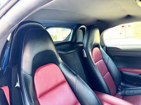 Used 2023 Porsche 718 Boxster S RWD image 38