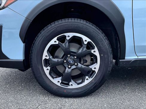 Used 2023 Subaru Crosstrek 2.0i image 7