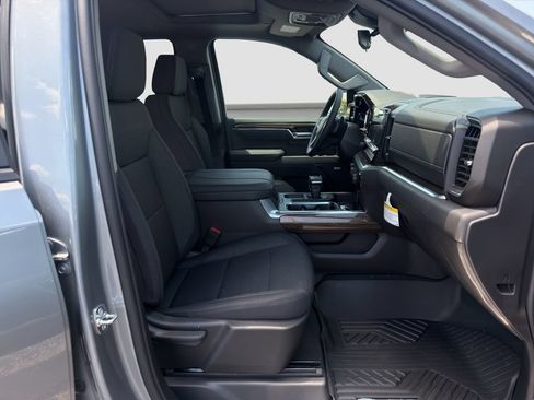 New 2026 Chevrolet Silverado 1500 LT Trail Boss w/ Safety Package AWD/4WD image 18